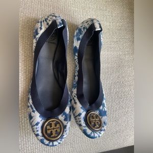 Tory Burch Patterned Flat